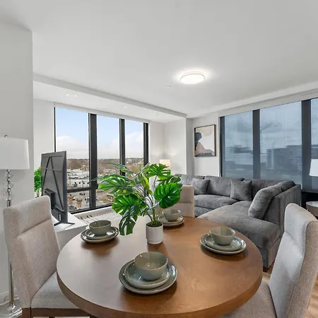 Apartment Furnished Luxury Next To Harvard Stadium *