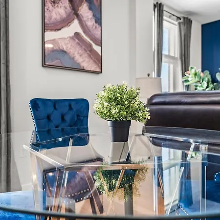 Beautiful 2br In Southend Apartment