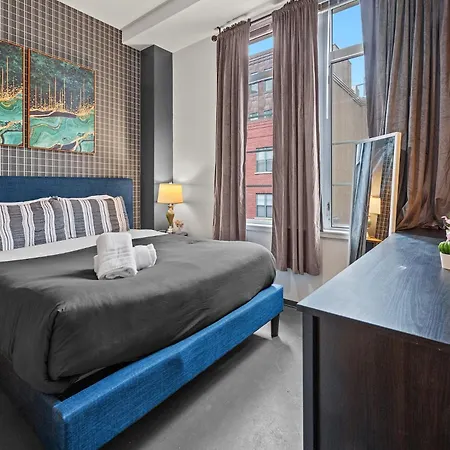 Furnished Loft Style In Southend *