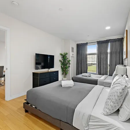 Beautiful 2br In Southend Boston