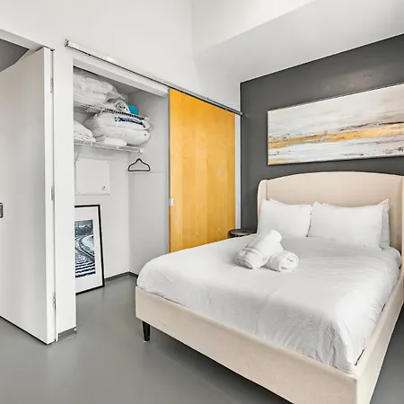 Apartment Furnished Loft Style In Southend Boston