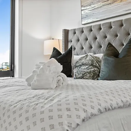 Luxury Furnished Near Logan Airport Boston