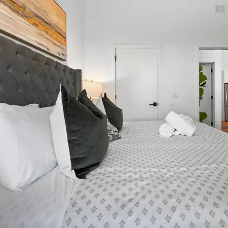 Luxury Furnished Near Logan Airport