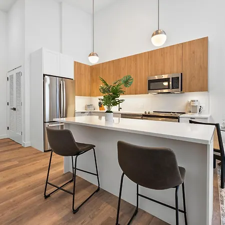 Luxury Furnished Near Logan Airport *