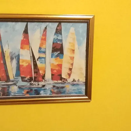 Yatch Homestay