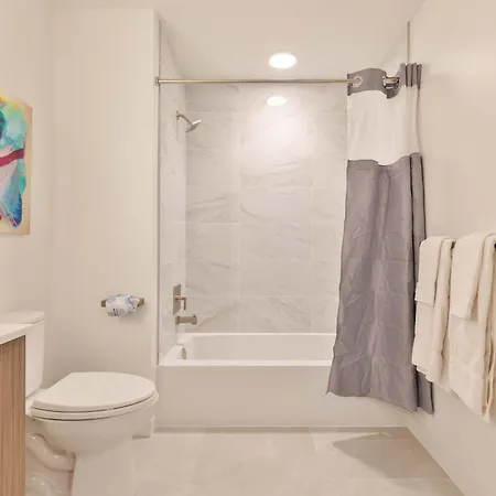 Gorgeous With Kitchen In Fenway Apartment Boston