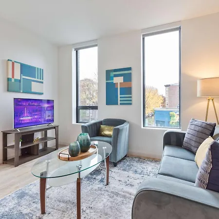 Gorgeous With Kitchen In Fenway