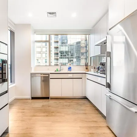 Luxury With Gym Apartment *