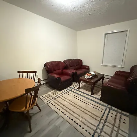Cozy And Convenient Allston With Private Parking * Boston