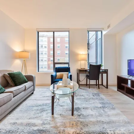 Apartment Luxury With Kitchen & Gym *