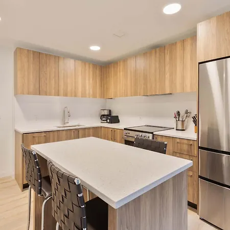 Luxury With Kitchen & Gym Apartment