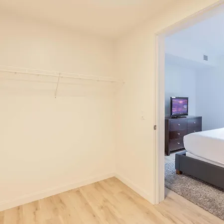 Gorgeous With Kitchen Apartment Boston