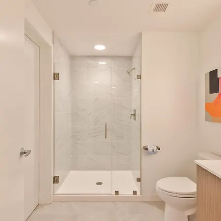 Gorgeous With Kitchen Apartment