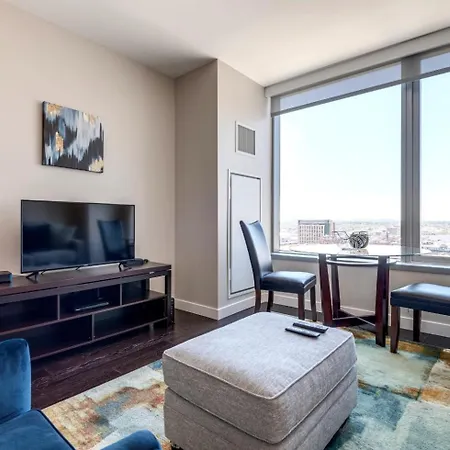 Private Downtown Seaport Apartment