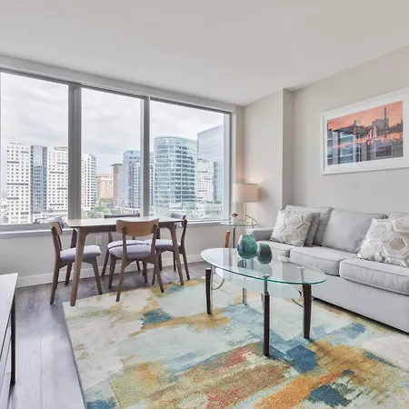 Bright Downtown With Gym Apartment Boston