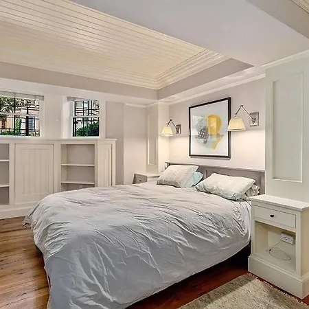 Back Bay Nantucket-style Pied-a-terre Off Newbury St * Boston