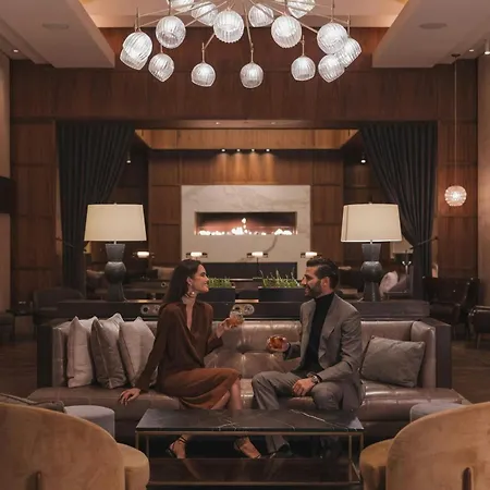 The Ritz-carlton, Hotel 5*