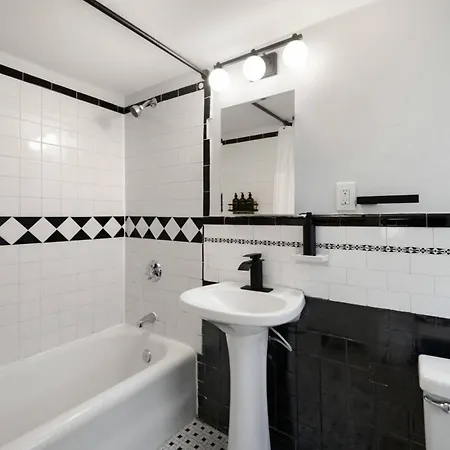 Holiday home 102 Revere Street, Unit 3 Beacon Hill *