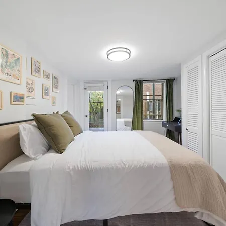 102 Revere Street, Unit 3 Beacon Hill Holiday home Boston