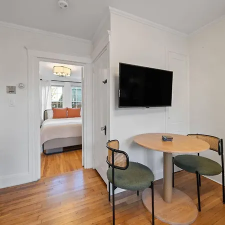 102 Revere Street, Unit 4 Beacon Hill *