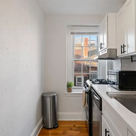 102 Revere Street, Unit 4 Beacon Hill *