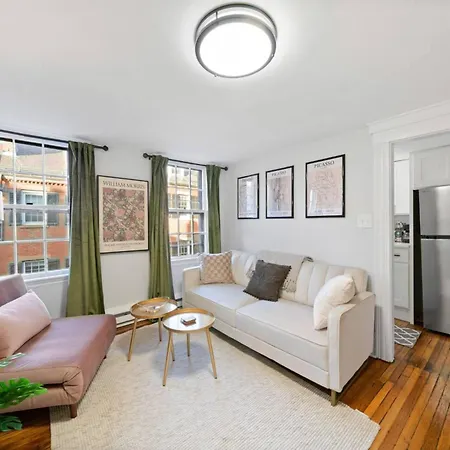 Holiday home 102 Revere Street, Unit 3 Beacon Hill