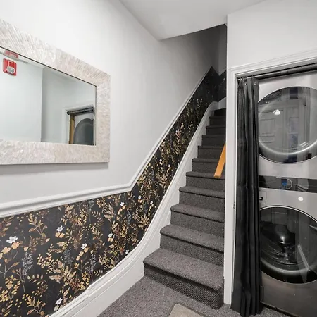 Holiday home 102 Revere Street, Unit 1 Beacon Hill Boston
