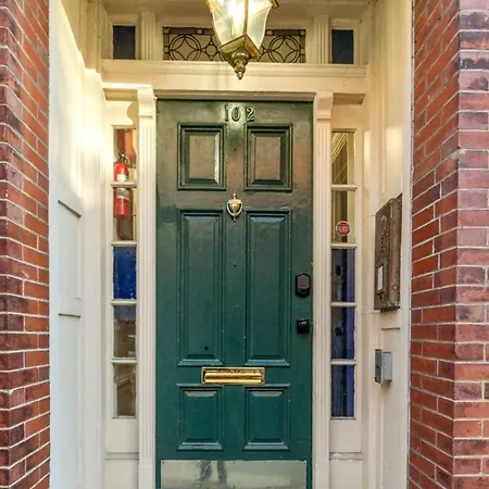 102 Revere Street, Unit 1 Beacon Hill Holiday home Boston