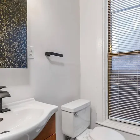 102 Revere Street, Unit 1 Beacon Hill Holiday home *