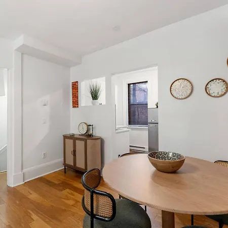 102 Revere Street, Unit 1 Beacon Hill Holiday home Boston