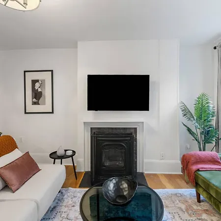 Holiday home 102 Revere Street, Unit 1 Beacon Hill Boston