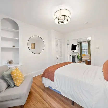 Holiday home 102 Revere Street, Unit 2 Beacon Hill *