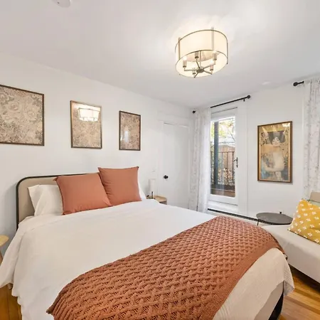 Holiday home 102 Revere Street, Unit 2 Beacon Hill *