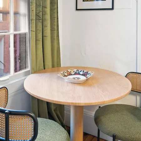 102 Revere Street, Unit 2 Beacon Hill *