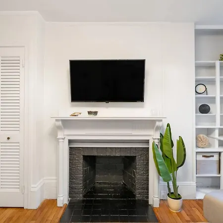 102 Revere Street, Unit 2 Beacon Hill *