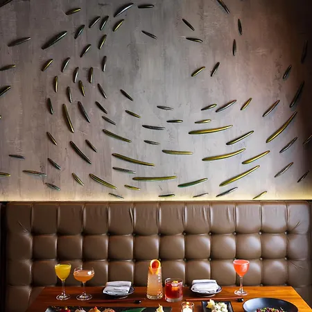 Hotel The Eliot 5*