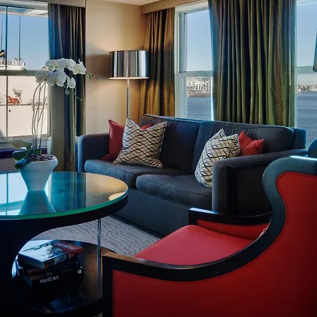 Battery Wharf Hotel, Waterfront 4*