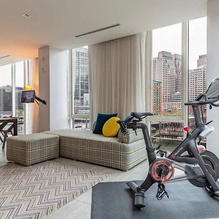 The Envoy Hotel, Autograph Collection Hotel 4*