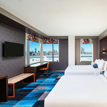Hotel Aloft By Marriott Seaport District