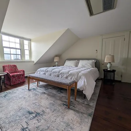 Beacon Hill: The Aldrich House Holiday home Boston