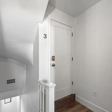 Apartment Roslindale Village