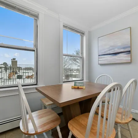 The Princeton Luxurious - New! - Near Downtown Boston, Airport