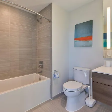 Luxury In Heart Of Back Bay - 30-404 Boston
