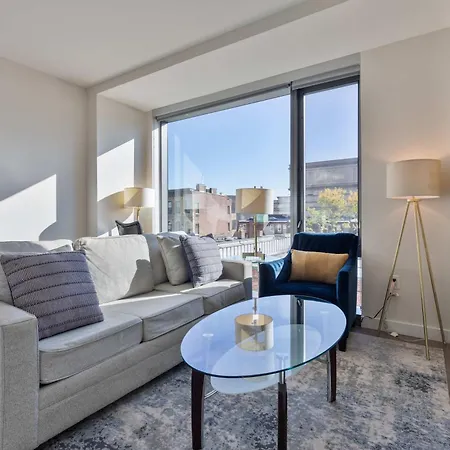 Luxury In Heart Of Back Bay - 30-404 * Boston