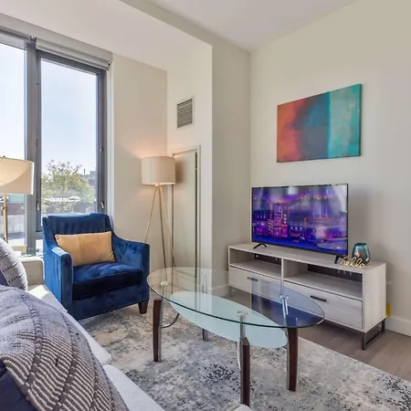 Luxury In Heart Of Back Bay - 30-404 Boston
