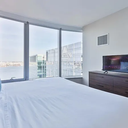 Entire Downton Seaport Apartment Boston