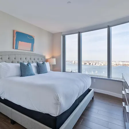 Apartment Entire Downton Seaport *
