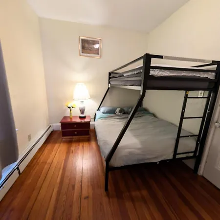 Homestel Hostel *