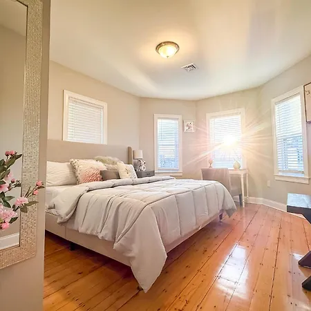 Apartment 40-newly Renovated, Stylish And Beautiful With 4br Boston