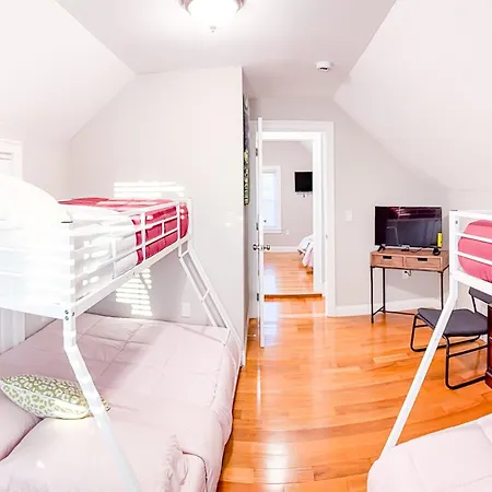40-newly Renovated, Stylish And Beautiful With 4br Apartment Boston